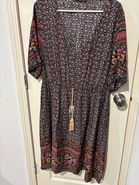 SHEIN Black Floral Midi Dress with Tassel Waist